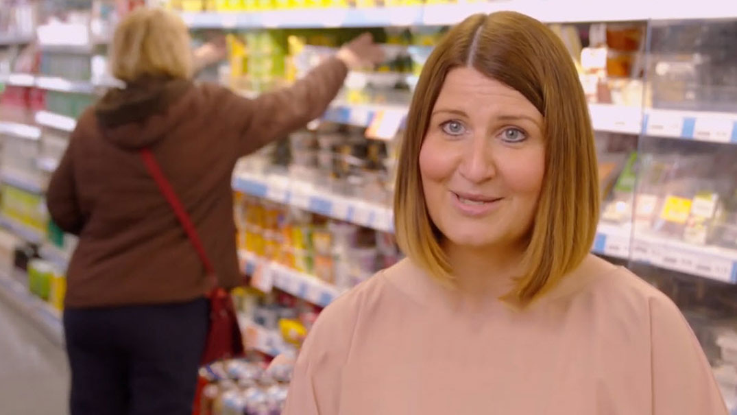 Fighting food waste - Community Shop video