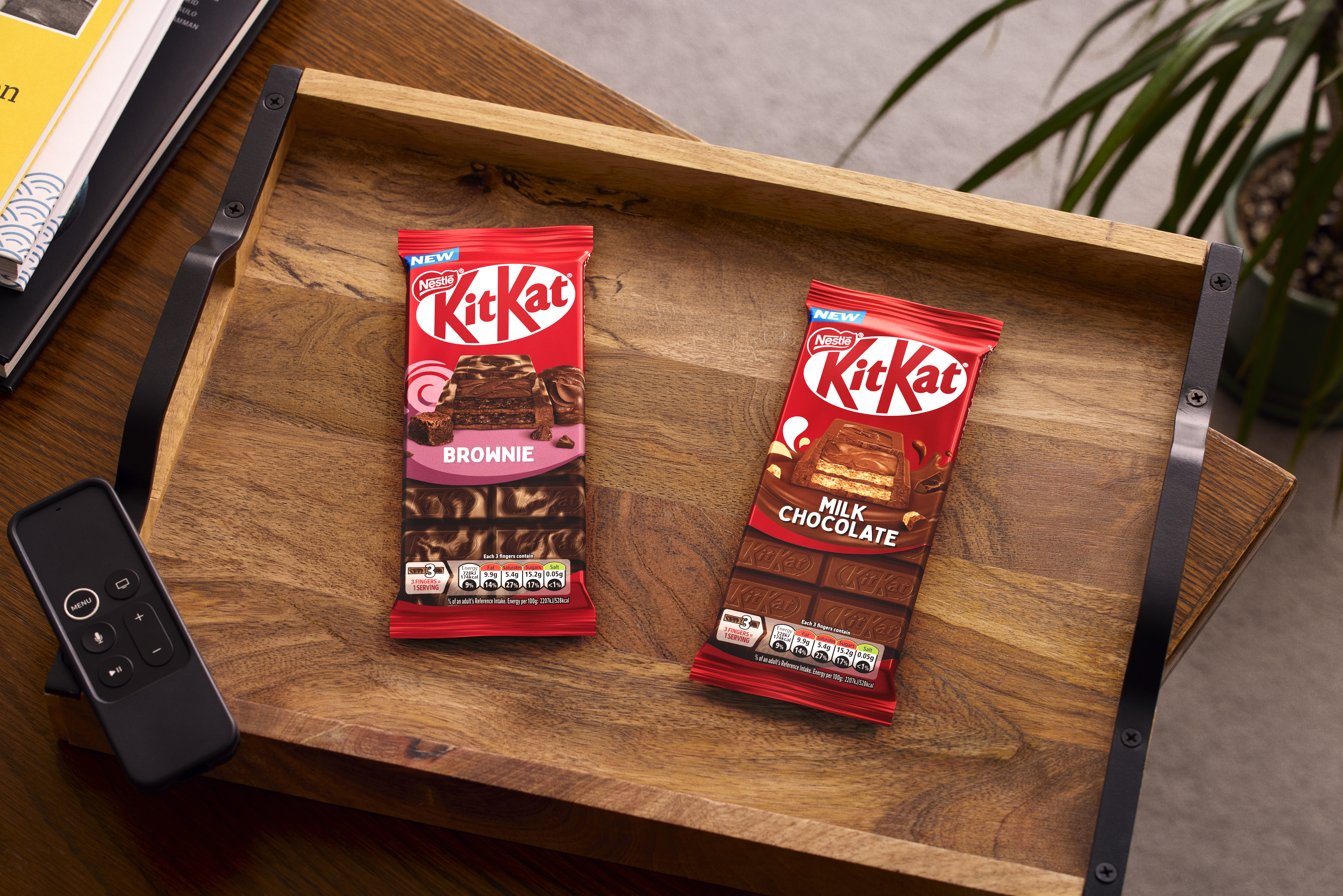 KitKat sharing blocks Milk Chocolate and Brownie in a tray