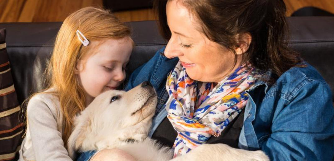 Family and puppy