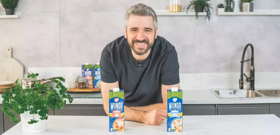 Miguel Barclay with Wunda