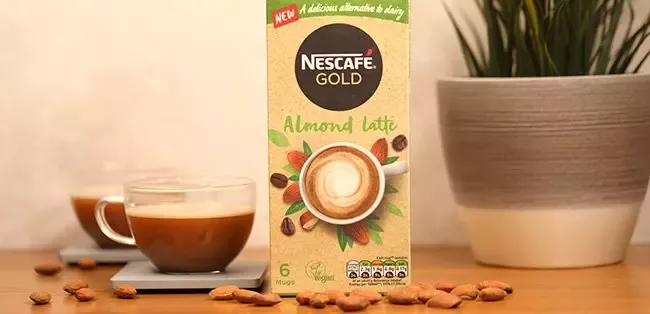 nescafe gold almond latte