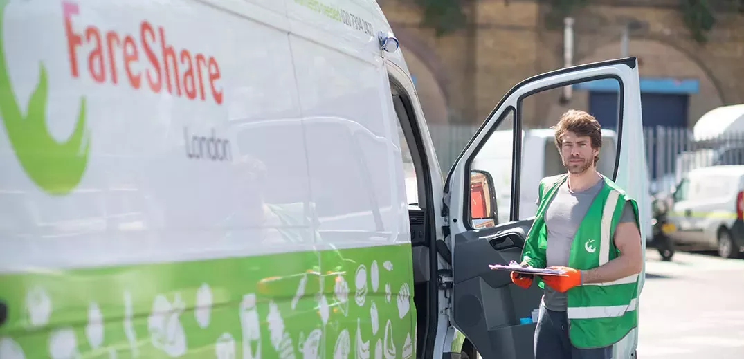 FareShare male volunteer