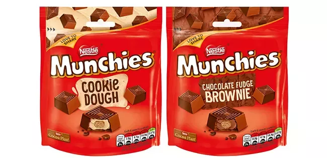 nestle munchies cookie dough and chocolate fudge brownie packs