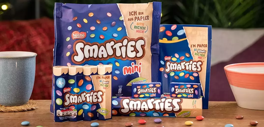 Smarties in recyclable paper packaging