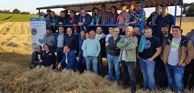 spanish farmers visit cumbria field group photo